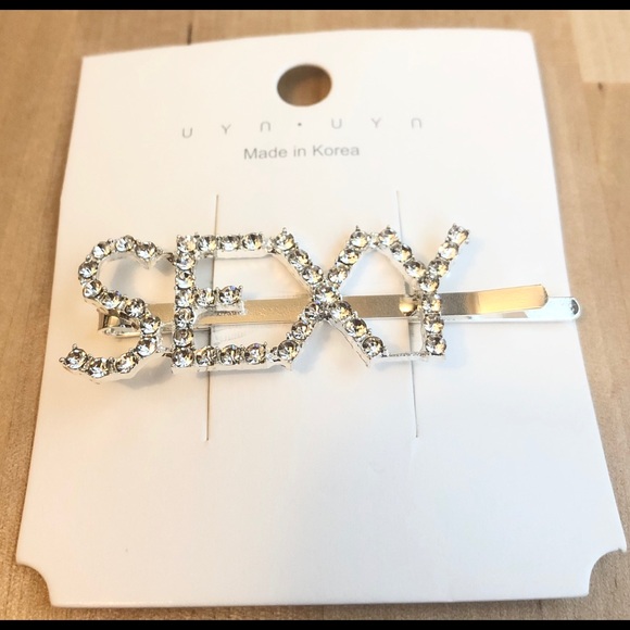 Rhinestone Fashion Bobby Pin - Picture 6 of 10